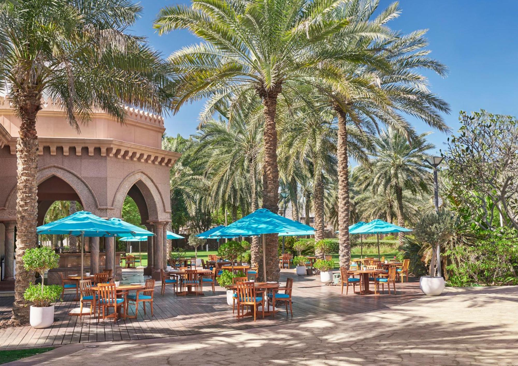 Emirates Palace Mandarin Oriental, Abu Dhabi Exterior photo The Westin Al Habtoor City